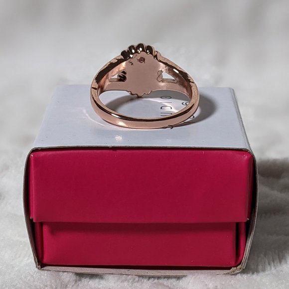 Avon Sparkling Rosette Cocktail Ring Size 10 - Picture 3 of 3